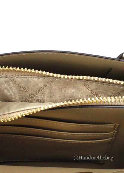 Michael Kors Mercer Medium Pale Gold Messenger Crossbody Bag